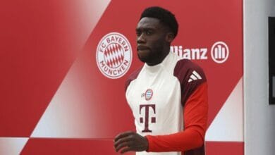 Kehilangan Alexander-Arnold, Liverpool Siap Datangkan Alphonso Davies