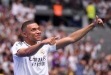 Mbappé Ulang Tahun ke-26 Langsung Borong Dua Trofi di Madrid