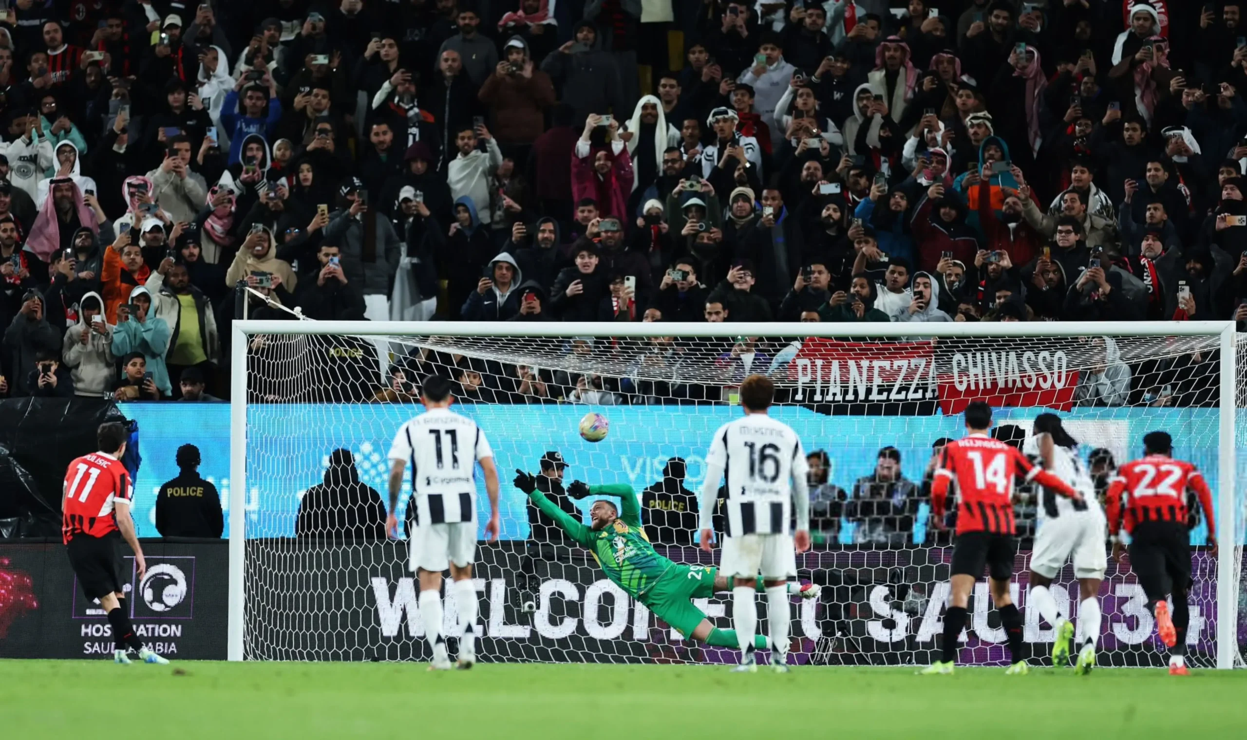 Gol Penalti Christian Pulisic Antar AC Milan Imbangi Juventus