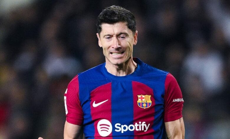 Robert Lewandowski Siap Tinggalkan Barcelona Akhir Musim Depan
